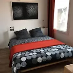 Le Patio Pere Pigne Guestroom 4* 페르피냥