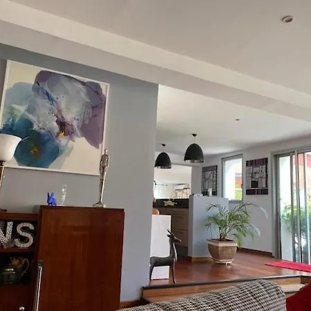 Le Patio Pere Pigne Guestroom 4*