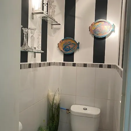 Le Patio Père Pigne Guestroom 4* Perpignano