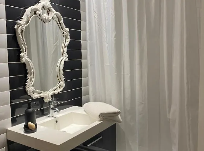 Le Patio Pere Pigne Guestroom Nocleg ze śniadaniem