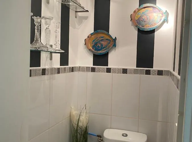 Le Patio Pere Pigne Guestroom 4* Perpignan