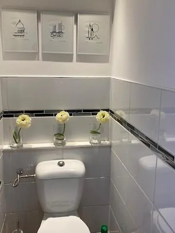 Le Patio Pere Pigne Guestroom فندق مبيت وإفطار