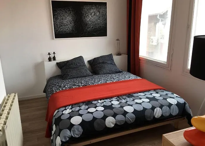 Le Patio Pere Pigne Guestroom 4* بيربينيو